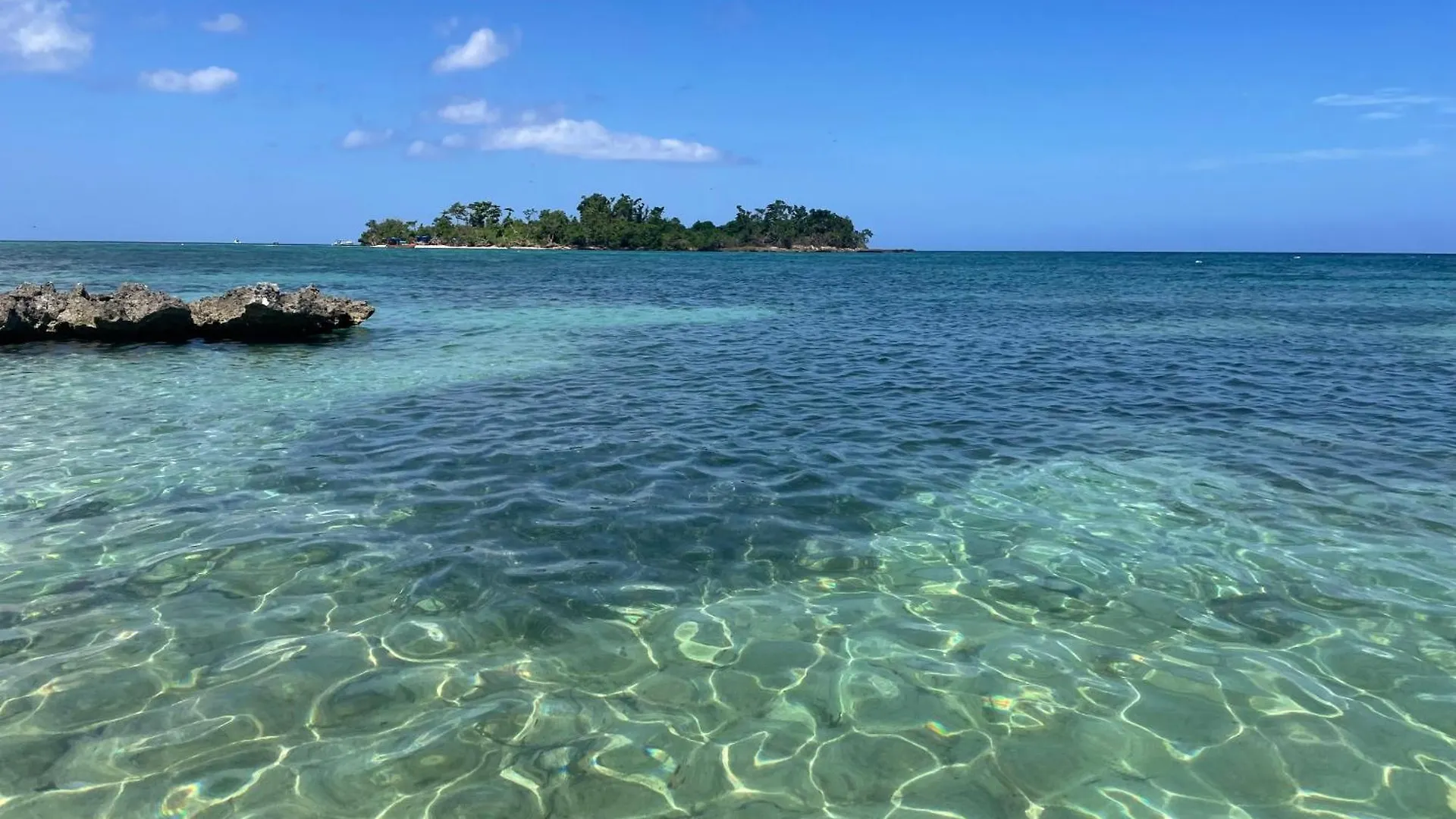 Negril Beachfront Oceanview Studios 164 & 145 Orange Bay Apartment