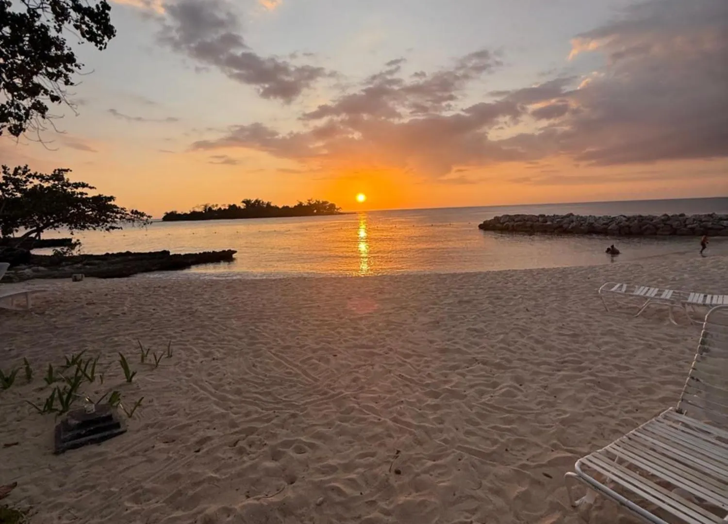 Negril Beachfront Oceanview Studios 164 & 145 Orange Bay
